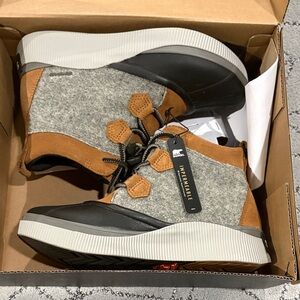 Sorel Men's Black, Gray, and Brown Rain Boots